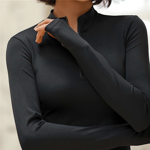 Black long sleeve zip up - Picture 8 of 10